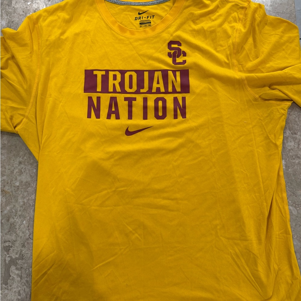 Nike Men's Yellow USC Trojans T-Shirt